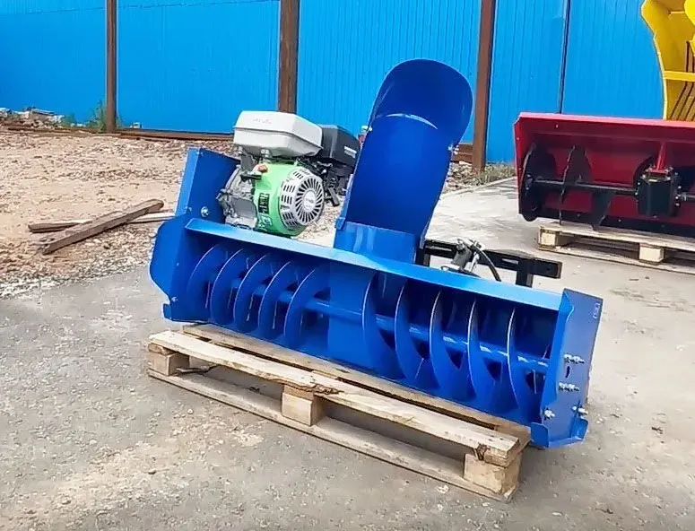 Снегоротор передненавесной для минитрактора с приводом от бензинового двигателя