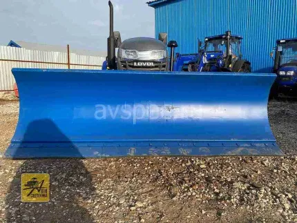 Трактор Lovol TE 244 HT с отвалом